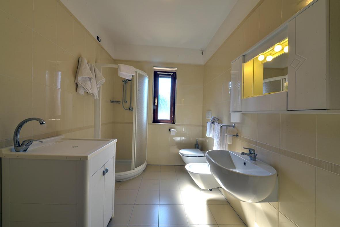 Hotel Incontro Пескичи Экстерьер фото