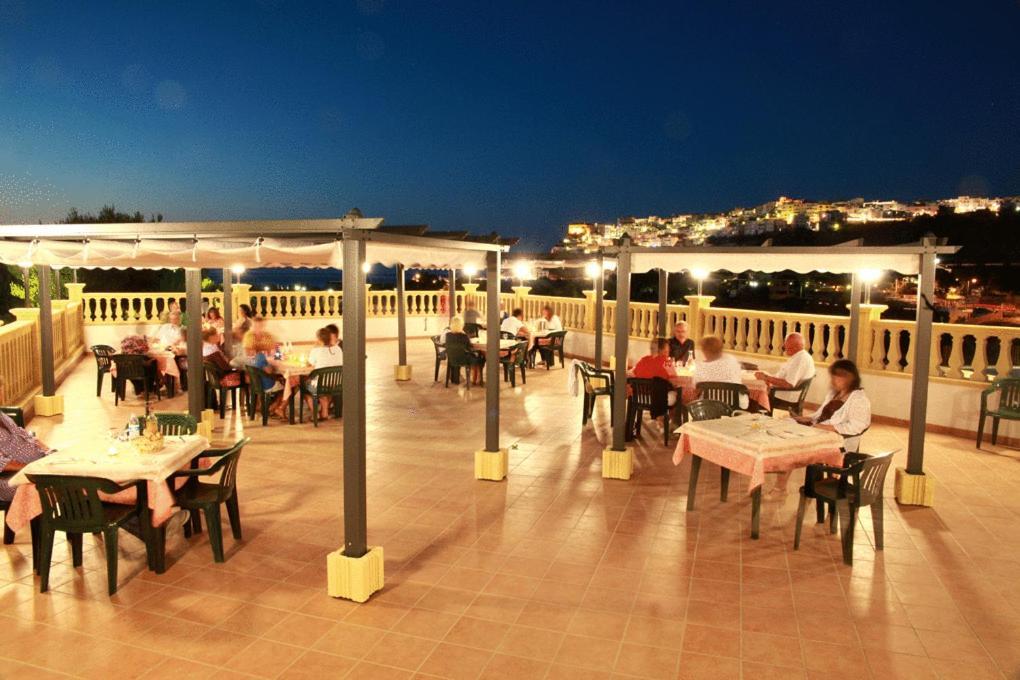 Hotel Incontro Пескичи Экстерьер фото